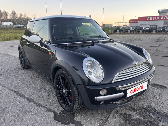 2002 Mini Hatch Cooper I (R50), чёрный, 540000 рублей - вид 2