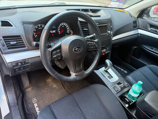 2013 Subaru Outback IV Рестайлинг, белый, 1400000 рублей, вид 5