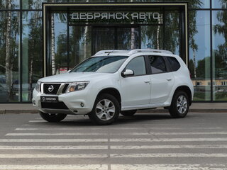Nissan Terrano III (D10)