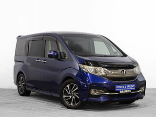 Honda Stepwgn Spada V