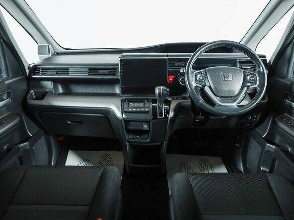 2017 Honda Stepwgn V Рестайлинг, чёрный - вид 7