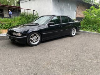 1998 BMW 7 серии 735i III (E38) Рестайлинг, чёрный, 750000 рублей, вид 2