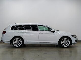 2023 Volkswagen Passat B8 Рестайлинг, белый, 2550000 рублей, вид 4