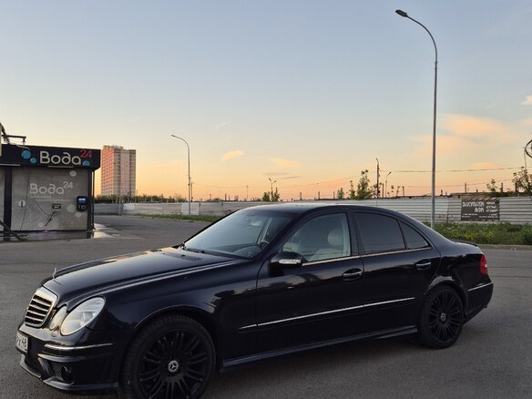 2004 Mercedes-Benz E-Класс 320 III (W211, S211), синий, 850000 рублей - вид 5