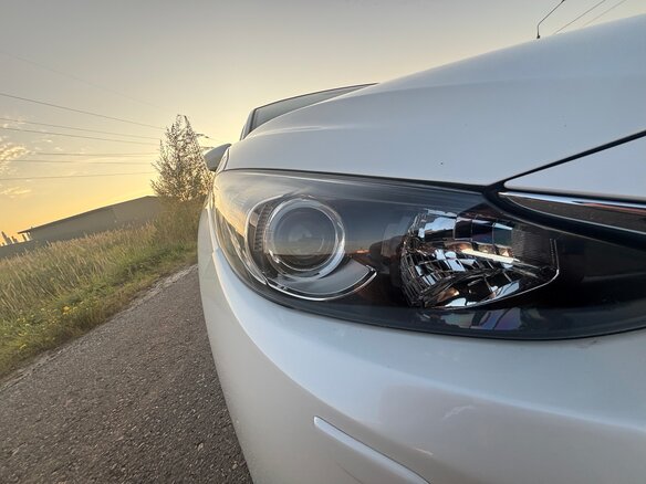 2014 Mazda 3 III (BM), белый, 1350000 рублей - вид 12