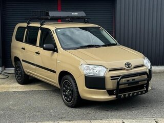 2023 Toyota Probox I Рестайлинг, бежевый, 1200001 рублей, вид 3