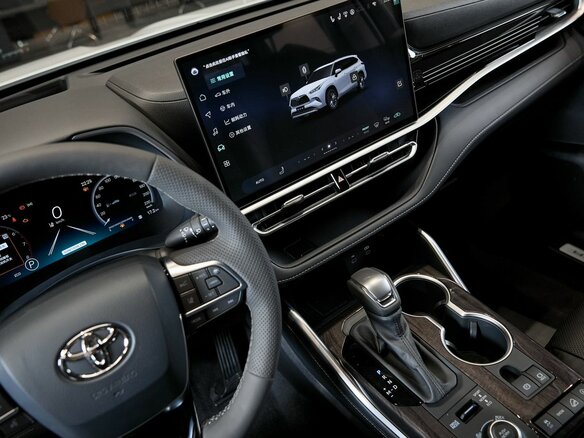 2026 Toyota Highlander IV (XU70), белый, 5750000 рублей - вид 8