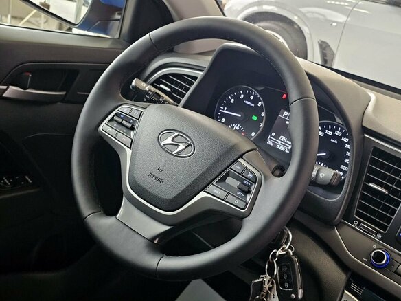 2017 Hyundai Elantra VI (AD), синий, 1699000 рублей - вид 23