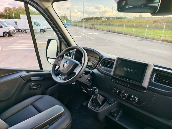 2024 Renault Master, белый, 5600000 рублей - вид 12