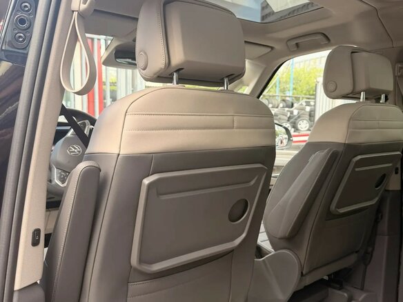 2025 Volkswagen Multivan Long T7, чёрный, 13190000 рублей - вид 6