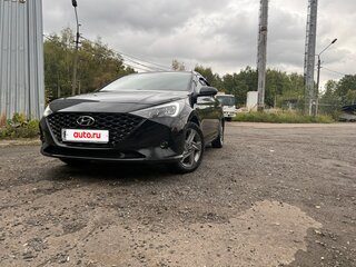2020 Hyundai Solaris II Рестайлинг, чёрный, 1600000 рублей, вид 2