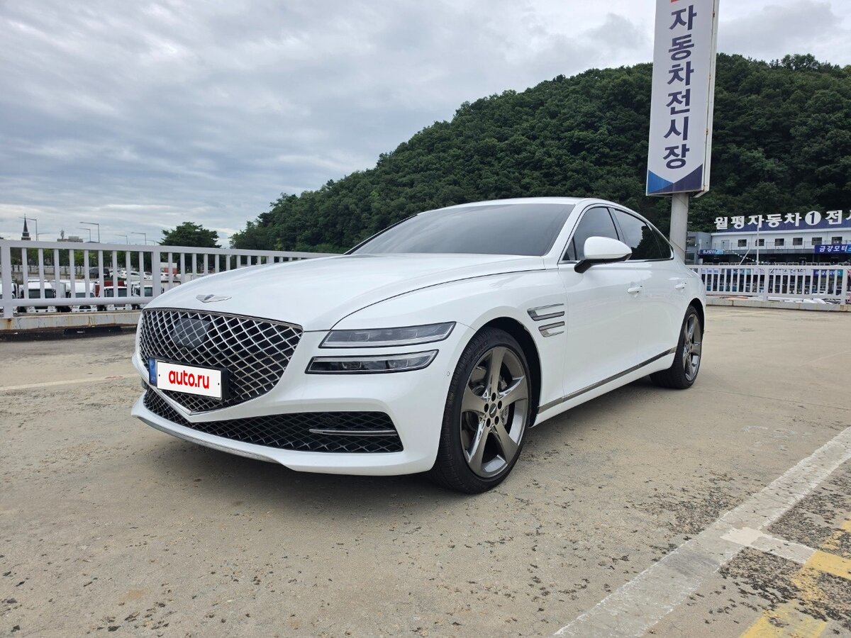 Открыть фотографии: Genesis G80 II