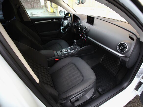 2014 Audi A3 III (8V), белый, 1095000 рублей - вид 15