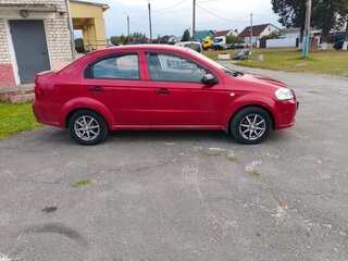2008 Chevrolet Aveo I Рестайлинг, красный, 400000 рублей, вид 2