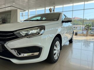 2024 Lada (ВАЗ) Vesta I Рестайлинг (NG), белый, 1379900 рублей, вид 4