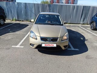 2010 Kia Rio II Рестайлинг, бежевый, 580000 рублей, вид 1