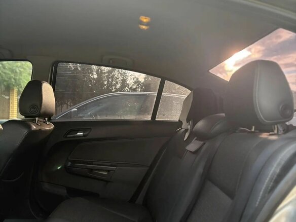 2008 Opel Astra H Рестайлинг, бежевый - вид 13