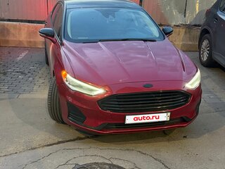 2020 Ford Fusion (North America) II Рестайлинг, красный, 1500000 рублей, вид 1