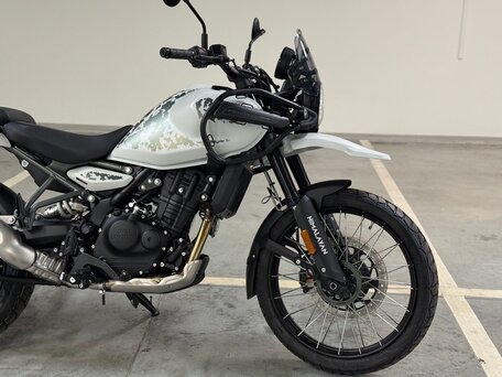 2025 Royal Enfield Himalayan, серый, 599990 рублей, вид 4