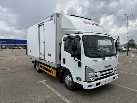 2026 Isuzu Elf (N-series), белый, 6300000 рублей, вид 2