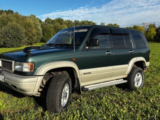 1997 Isuzu Bighorn II, зелёный, 900000 рублей, вид 1