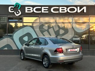 2019 Volkswagen Polo V Рестайлинг, серебристый, 1417000 рублей, вид 3