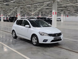 2011 Kia Ceed I Рестайлинг, белый, 440000 рублей, вид 3