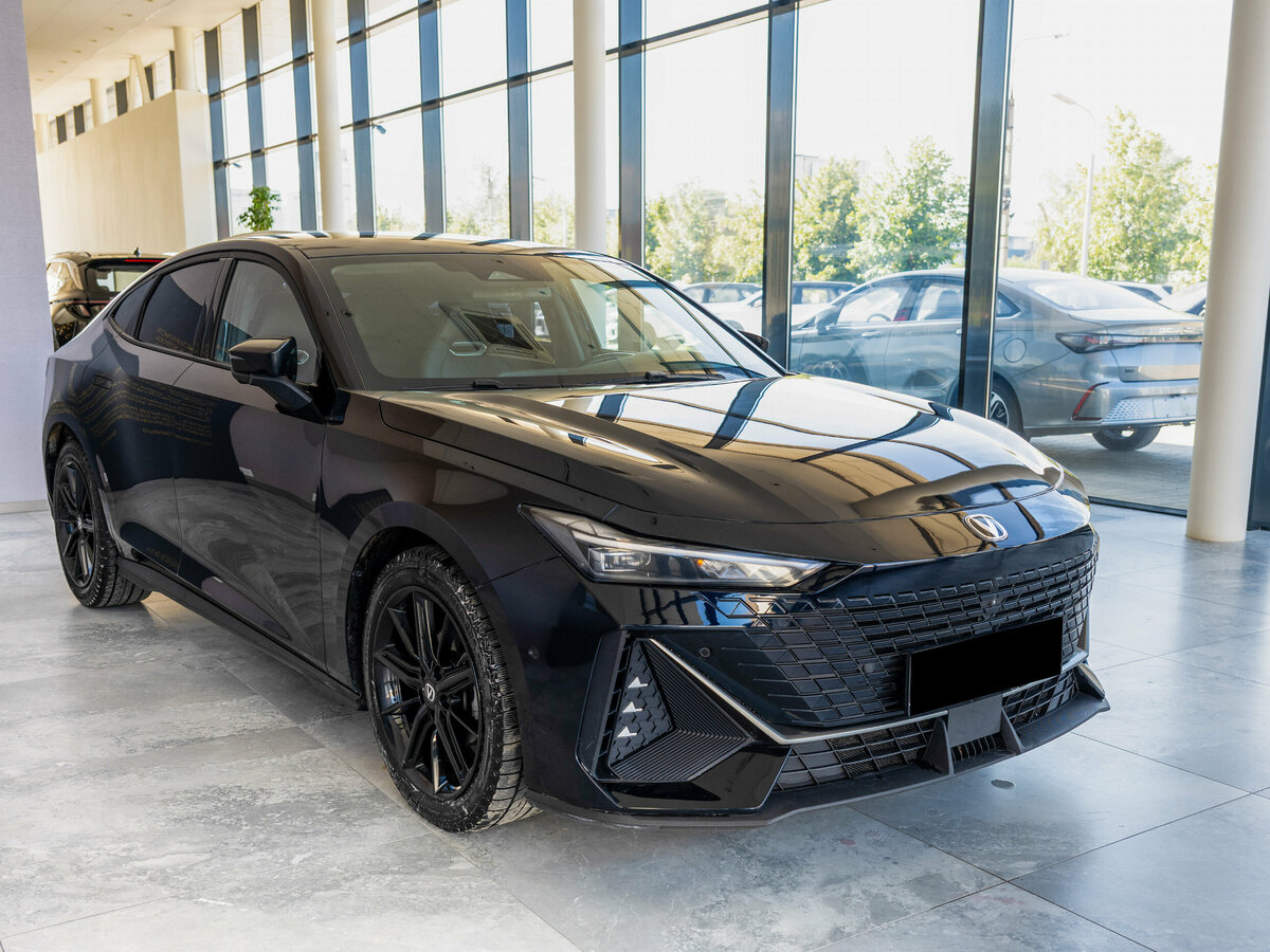 Открыть фотографии: Changan UNI-V I