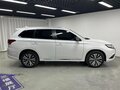 2021 Mitsubishi Outlander III Рестайлинг 3, белый, 1987700 рублей - вид 4