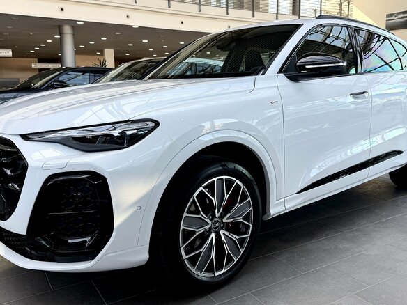 2026 Audi Q5 L III (GU), белый - вид 1