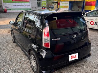 2005 Toyota Passo I (C10), чёрный, 400000 рублей, вид 4
