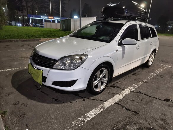 2008 Opel Astra H Рестайлинг, белый, 380000 рублей