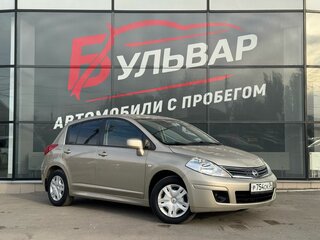 2010 Nissan Tiida I Рестайлинг, коричневый, 699000 рублей, вид 1