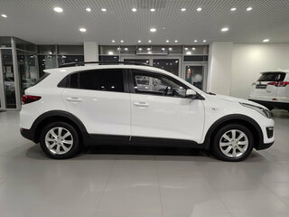 2018 Kia Rio X-Line IV, белый, 1295000 рублей, вид 4