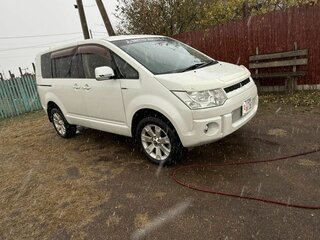 2012 Mitsubishi Delica D:5 I, белый, 2550000 рублей, вид 3