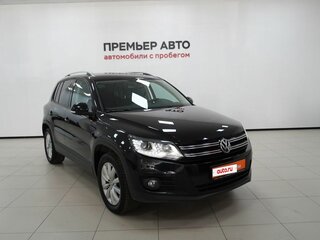 2016 Volkswagen Tiguan I Рестайлинг, чёрный, 1660000 рублей, вид 1