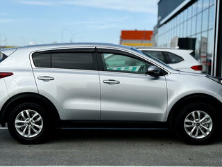 2020 Kia Sportage IV Рестайлинг, серебристый, 2545000 рублей, вид 4