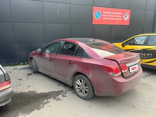 2011 Chevrolet Cruze I, красный, 500000 рублей, вид 3