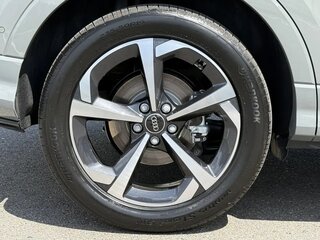 2026 Audi Q3 35 TFSI II (F3), серый, 4190000 рублей, вид 4