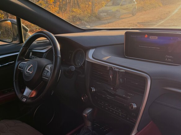2018 Lexus RX 300 IV, белый, 4590000 рублей - вид 8