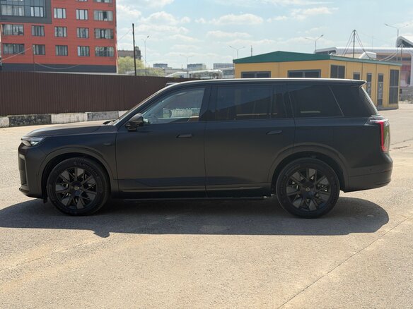 2026 GAC Trumpchi S9, чёрный - вид 3