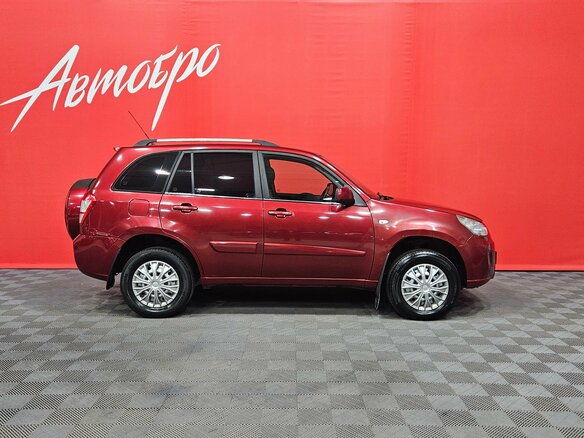 2014 Chery Tiggo (T11) I Рестайлинг (FL), красный - вид 6