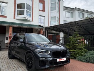 2021 BMW X5 M50d IV (G05/G18), серый, 8000000 рублей, вид 3
