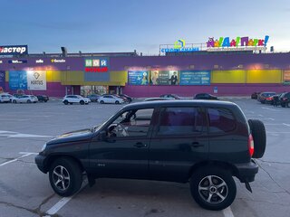 2007 Chevrolet Niva I, чёрный, 310000 рублей, вид 2