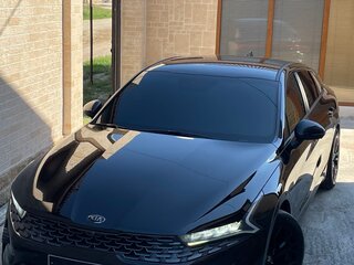2020 Kia K5 III, чёрный, 2400000 рублей, вид 4
