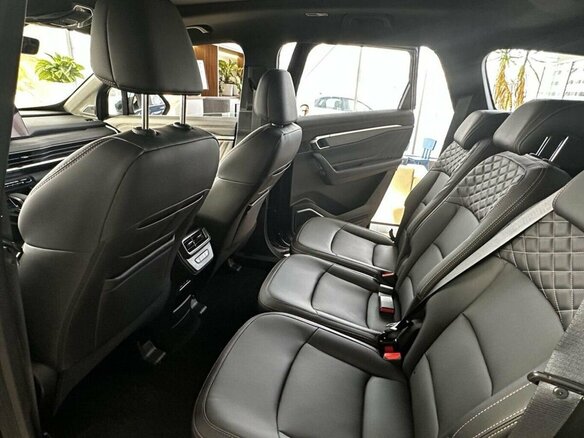 2026 Geely Okavango I Рестайлинг, синий, 4085990 рублей - вид 5