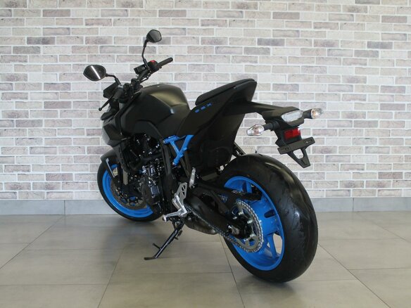 2024 Suzuki GSX-8S, чёрный, 945000 рублей - вид 6