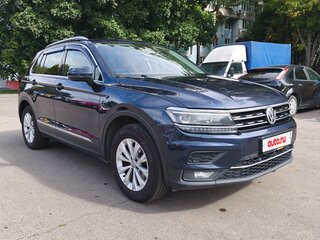 2017 Volkswagen Tiguan II, синий, 2350000 рублей, вид 3