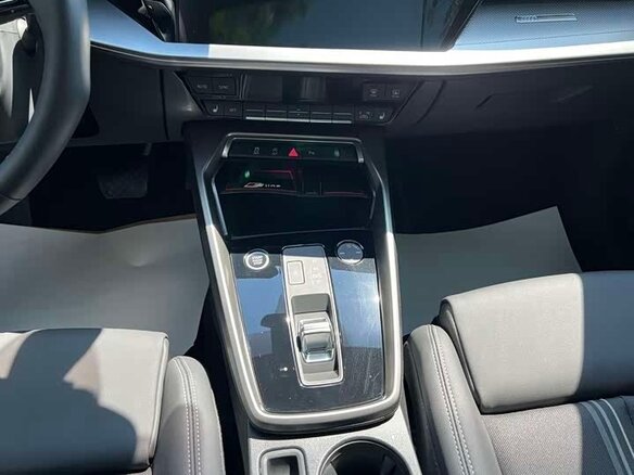 2022 Audi A3 35 TFSI IV (8Y), серый, 1840000 рублей - вид 12