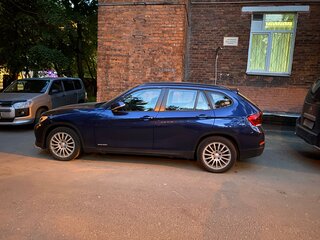 2014 BMW X1 20i I (E84) Рестайлинг, синий, 1600000 рублей, вид 5